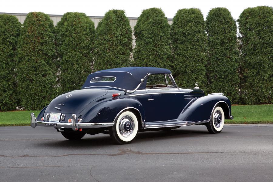  Mercedes-Benz 300 SC Cabriolet by Sindelfingen 1956 года  (фото 2 из 19)